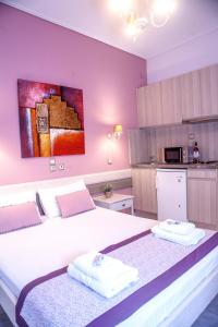 A bed or beds in a room at Nontas Home