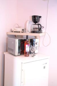 A kitchen or kitchenette at Nontas Home
