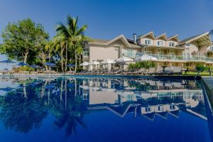 A piscina localizada em Beach Hotel Juquehy ou nos arredores