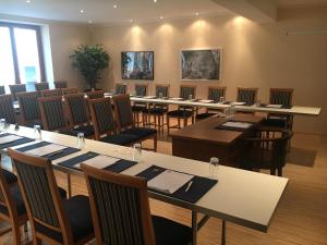 Οι επιχειρηματικές εγκαταστάσεις ή/και οι αίθουσες συνεδριάσεων στο Appartements zur Rose