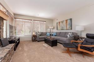 Χώρος καθιστικού στο Silver Bear #19 Condo