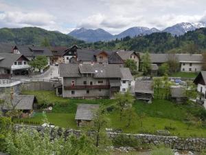 Nespecifikovaný výhled na hory nebo výhled na hory při pohledu z apartmánu