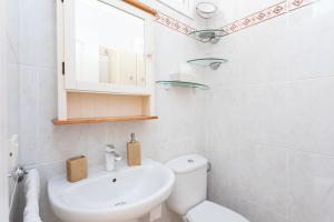 Kúpeľňa v ubytovaní Duplex Charco del Valle with Sea View + 22 fotografií