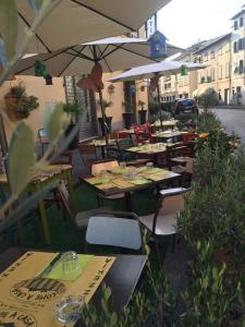 Restaurace v ubytování Affittacamere Come a Casa