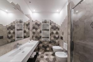 Łazienka w obiekcie Dolcevita Apartments