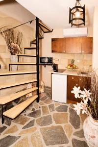 A kitchen or kitchenette at Athina house