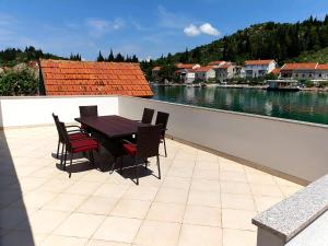 Fotografie z fotogalerie ubytování Apartment Mihaela v destinaci Blace