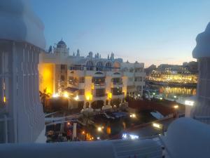 Výhľad na mesto Benalmádena alebo výhľad na mesto priamo z apartmánu