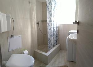 Phòng tắm tại Apartman Anka