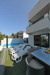 Πισίνα στο ή κοντά στο Villa Peric