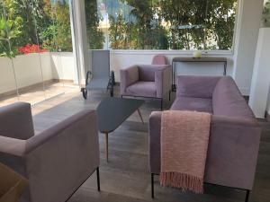 Posedenie v ubytovaní Luxury apartment at Lomas del Rey, Puente Romano