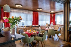 Posezení v ubytování Gasthof Eckberg + 35 fotografií