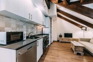 A kitchen or kitchenette at Casa Rural Monte Perdido