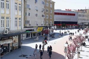 2-level BIG space near beach, bars, walking street vendégei