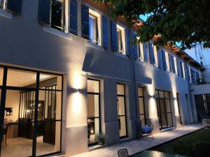 Gallery image of La Magnanerie de l'Isle B&B in LʼIsle-sur-la-Sorgue