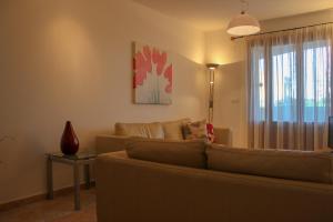 Posezení v ubytování (PAR001) Modern Garden Apartment