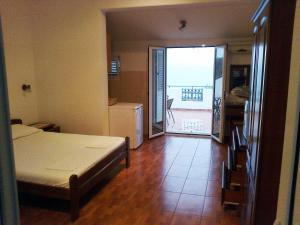 Postel nebo postele na pokoji v ubytování Oaza Guest House + 46 fotografií