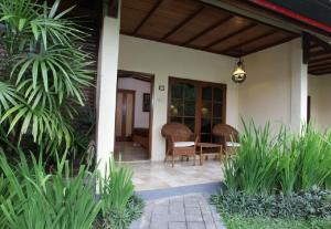 Puutarhaa majoituspaikan Champlung Sari Hotel and Spa Ubud ulkopuolella