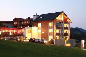 Budova, v ktorej sa hotel nachádza