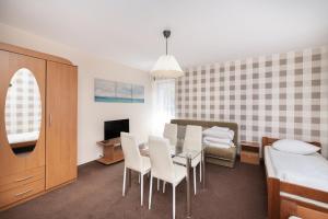 Posedenie v ubytovaní Villa Tara