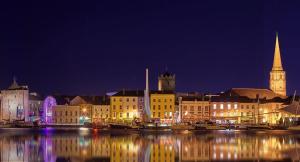 Almennt útsýni yfir borgina Waterford eða útsýni yfir borgina eins og það er á hótelinu
