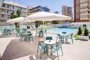 Бассейн в Benidorm Centre - Adults Only или поблизости