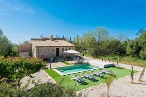 The swimming pool at or close to Son Ferragut