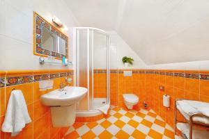 Koupelna v ubytování Hotel Praha
