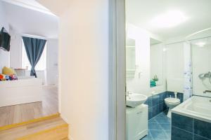 Kúpeľňa v ubytovaní Guest house Mendi + 34 fotografií