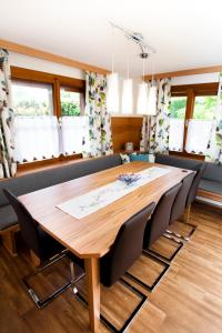 A seating area at Ferienhaus Meissnitzer