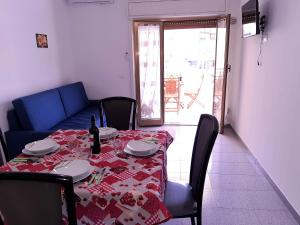 Posezení v ubytování Living Piraino case vacanze