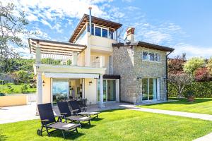 Gallery image of Villa Perla con piscina by Wonderful Italy in Barcuzzi