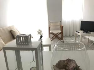 A television and/or entertainment centre at Korona Beach Apartments II