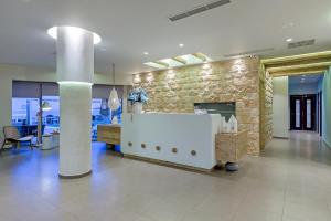 Gallery image of Anastasia Hotel & Suites Mediterranean Comfort in Karistos