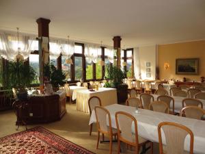 Restoranas ar kita vieta pavalgyti apgyvendinimo įstaigoje Gäste- und Tagungshaus Maria Trost