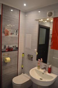 A bathroom at 2 room Lux Apartment on Kulika Street