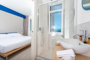 Bany a Amarina Hotel