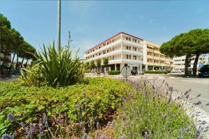 The building in which Az apartmant is located