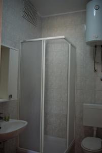 Koupelna v ubytování Romantic Apartment In Nature + 19 fotografií