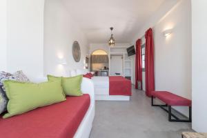 Zona d'estar a Black Coast Santorini