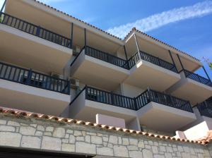 Балкон або тераса в Arellis +20 фото