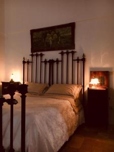 A bed or beds in a room at Casa Vacanza-La Bruna