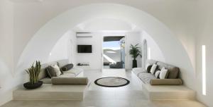 Gallery image of Le Blanc Resort - Two Luxury Villas in Mesaria