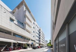 Здание апартаментов/квартиры