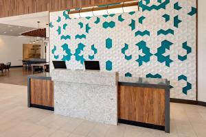 The lobby or reception area at Hyatt Place Glendale/Los Angeles