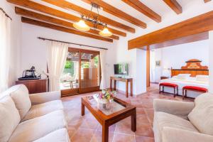 Zona d'estar a Finca Ca's Curial - Agroturismo - Adults Only