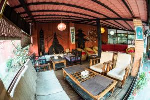 Seating area sa Hotel Encounter Nepal & Spa