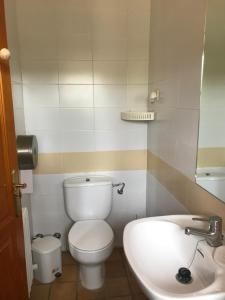 Koupelna v ubytování Entrerrobles