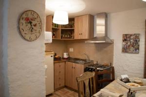 A cozinha ou cozinha compacta de Excelente ubicación. Casa de diseño vintage