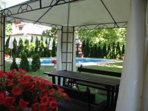 Bazén v ubytovaní Apartman Orgona alebo v jeho blízkosti